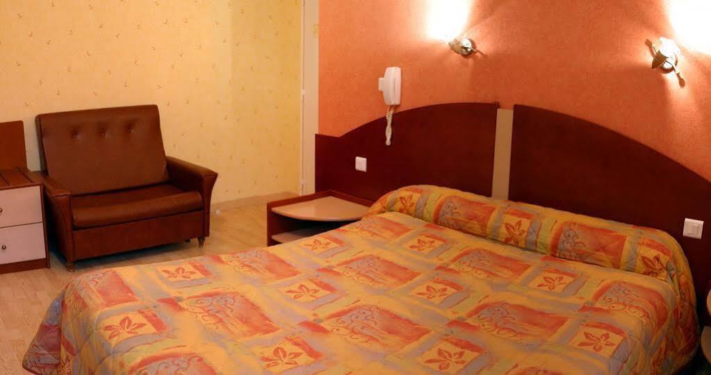 Hotel Tourmalet Люс-Сен-Совёр Экстерьер фото
