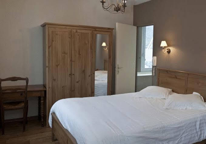 Hotel Tourmalet Люс-Сен-Совёр Экстерьер фото